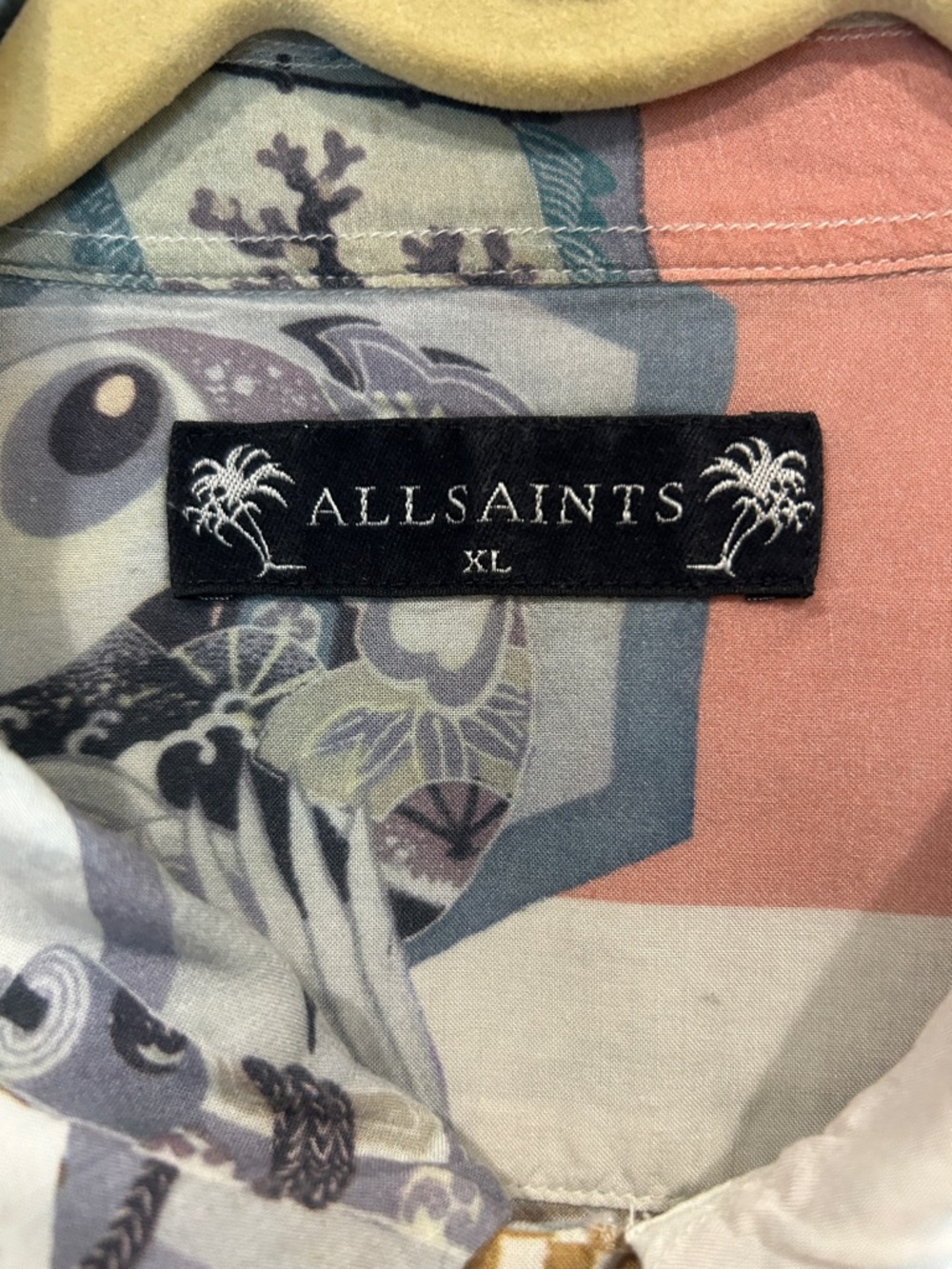 All Saints Men’s Coral & Cream Crane Print Button-Up Shirt - Picture 2 of 5